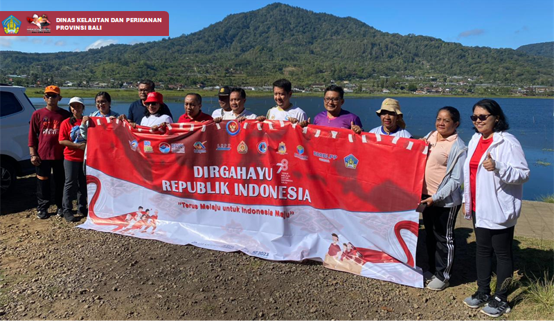 Penebaran 100.000 Benih Ikan Nila di Danau Buyan