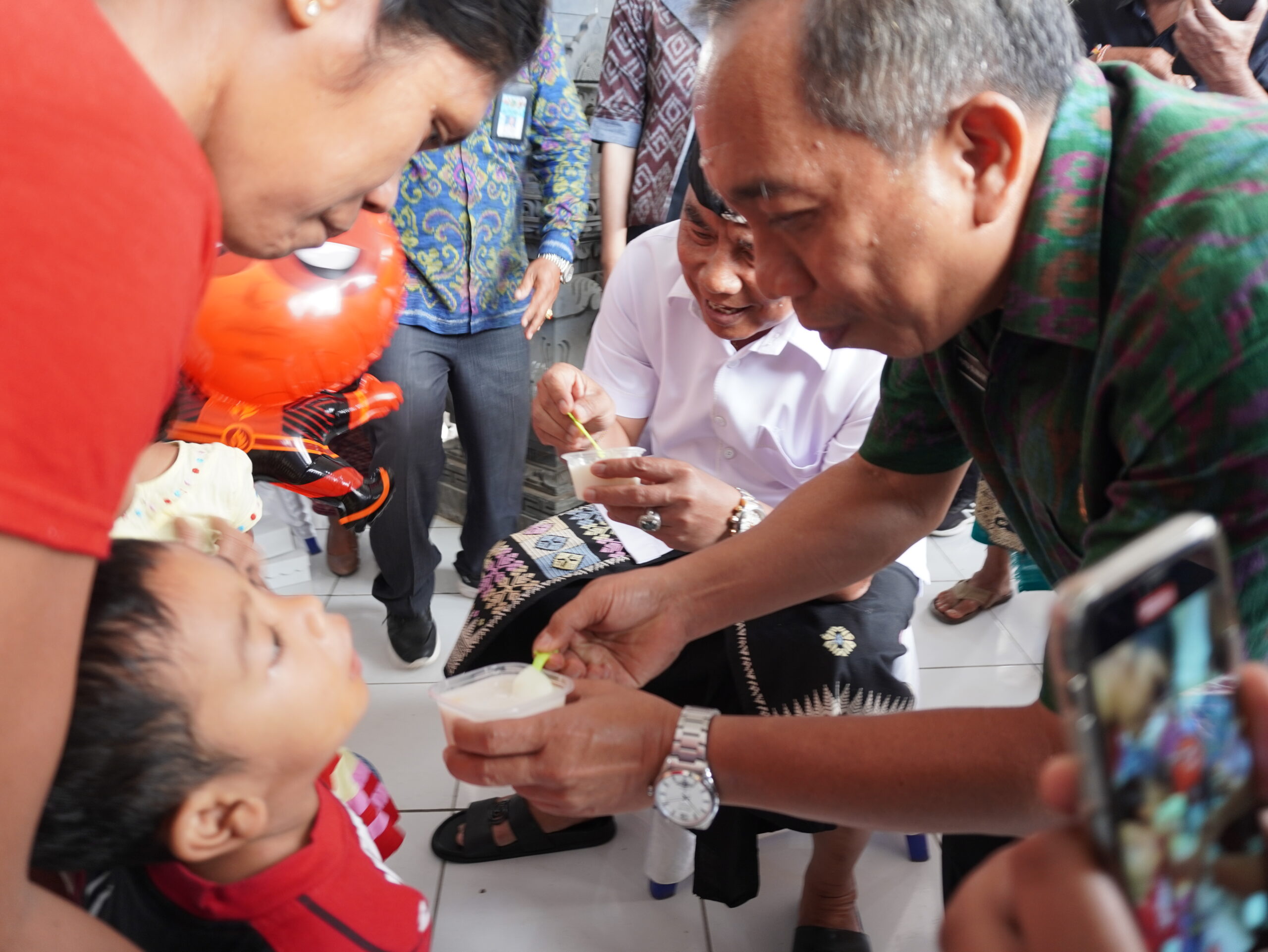 Gemarikan di Balai Desa Manistutu untuk Cegah Stunting